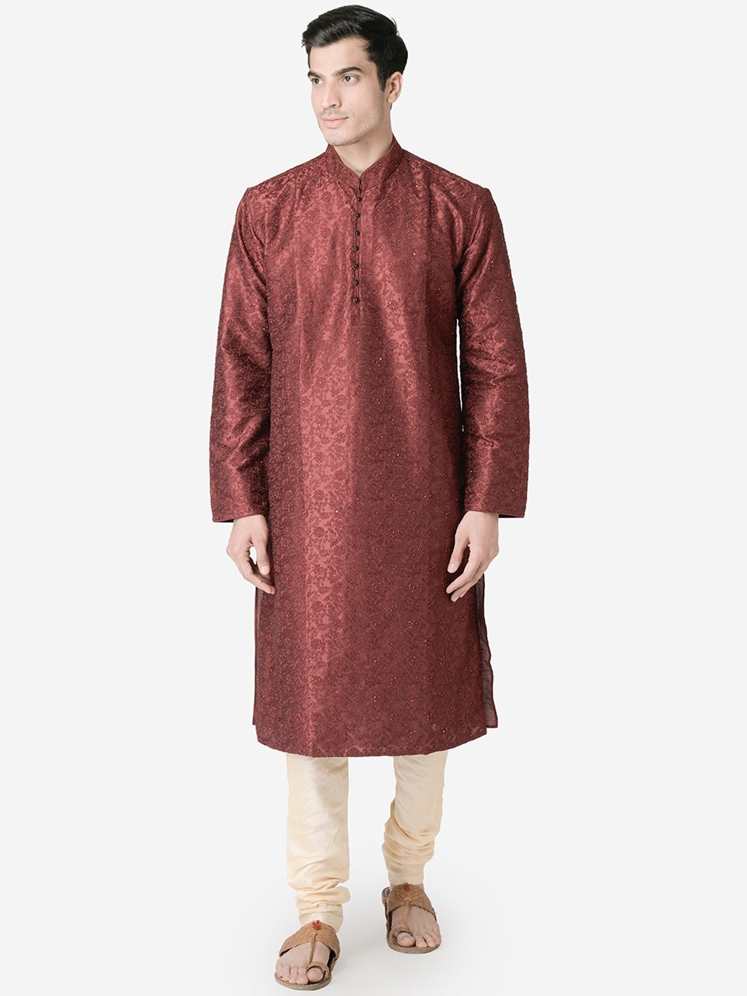

Sanwara Men Maroon Embroidered Straight Kurta