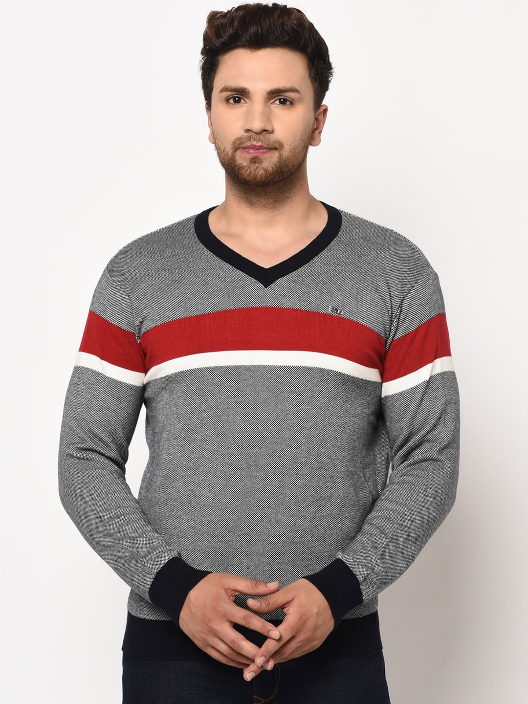 

98 Degree North Men Grey Striped Pullover Sweater
