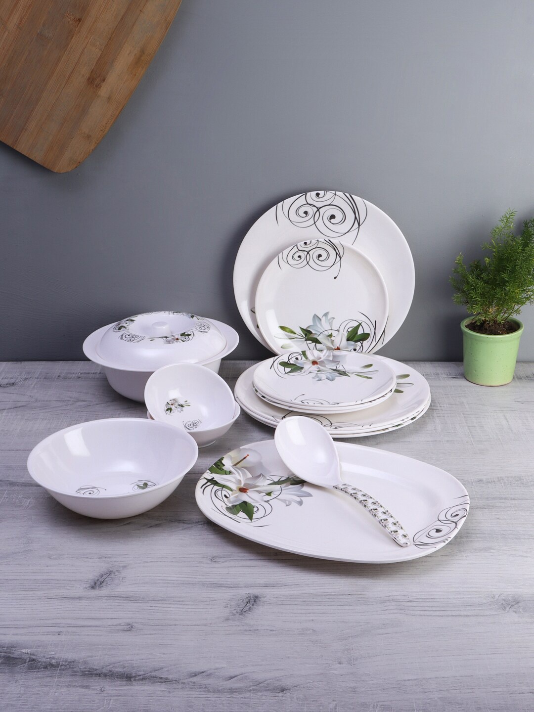 

CDI Set Of 30 White & Green Printed Melamine Dinner Set