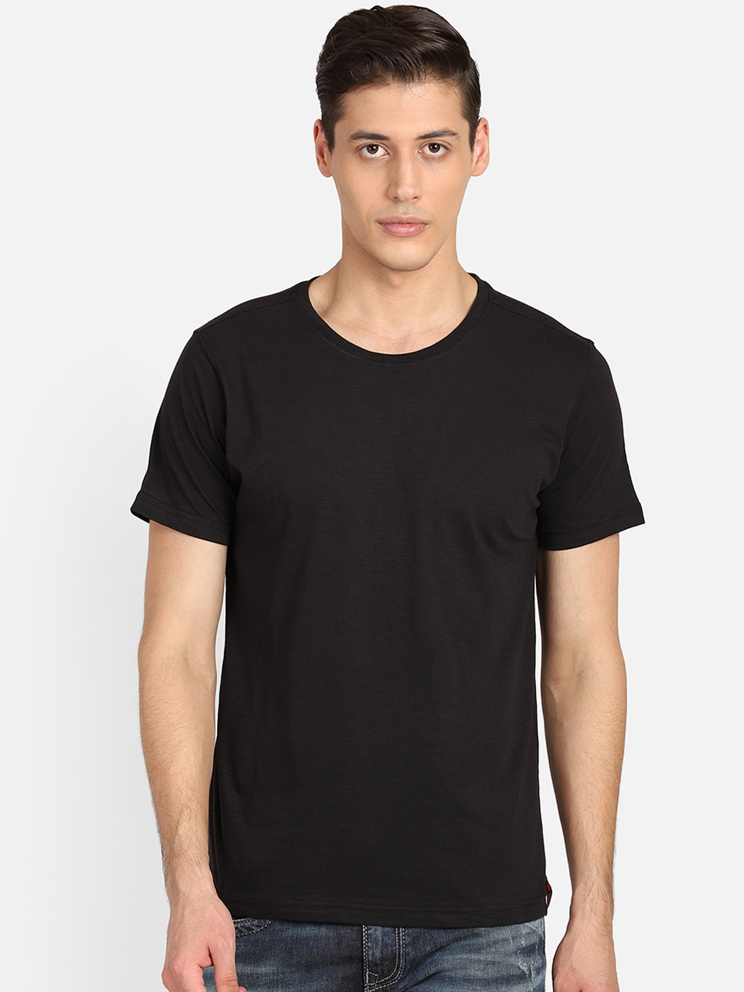 

PUNK Men Black Solid V-Neck T-shirt