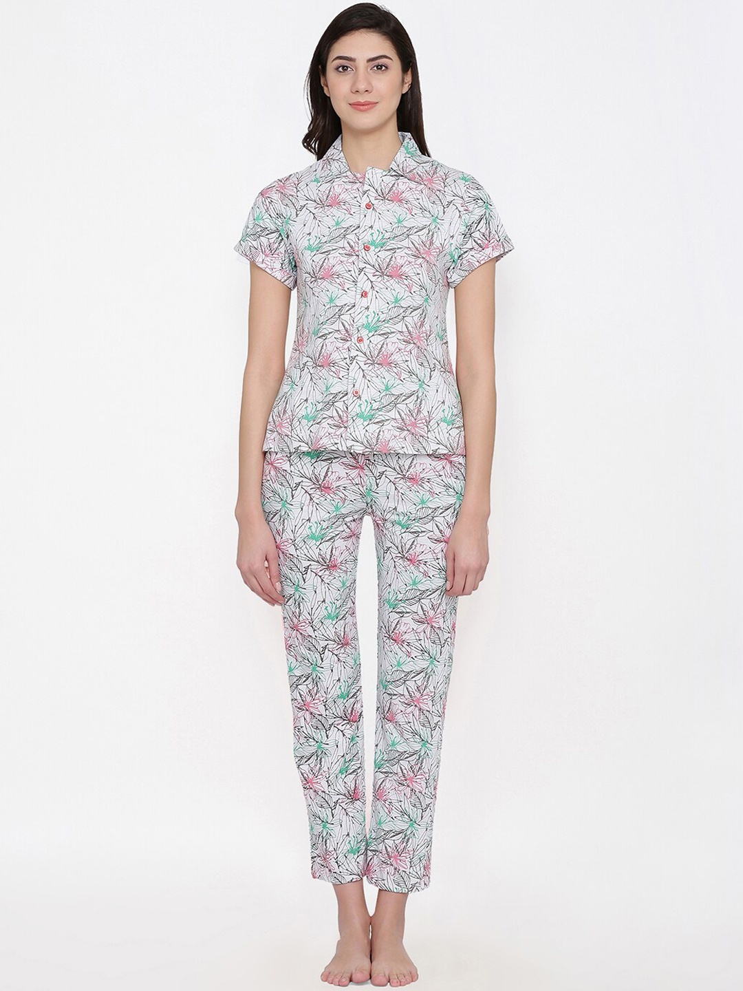 

Clovia Women Grey Printed Night suit