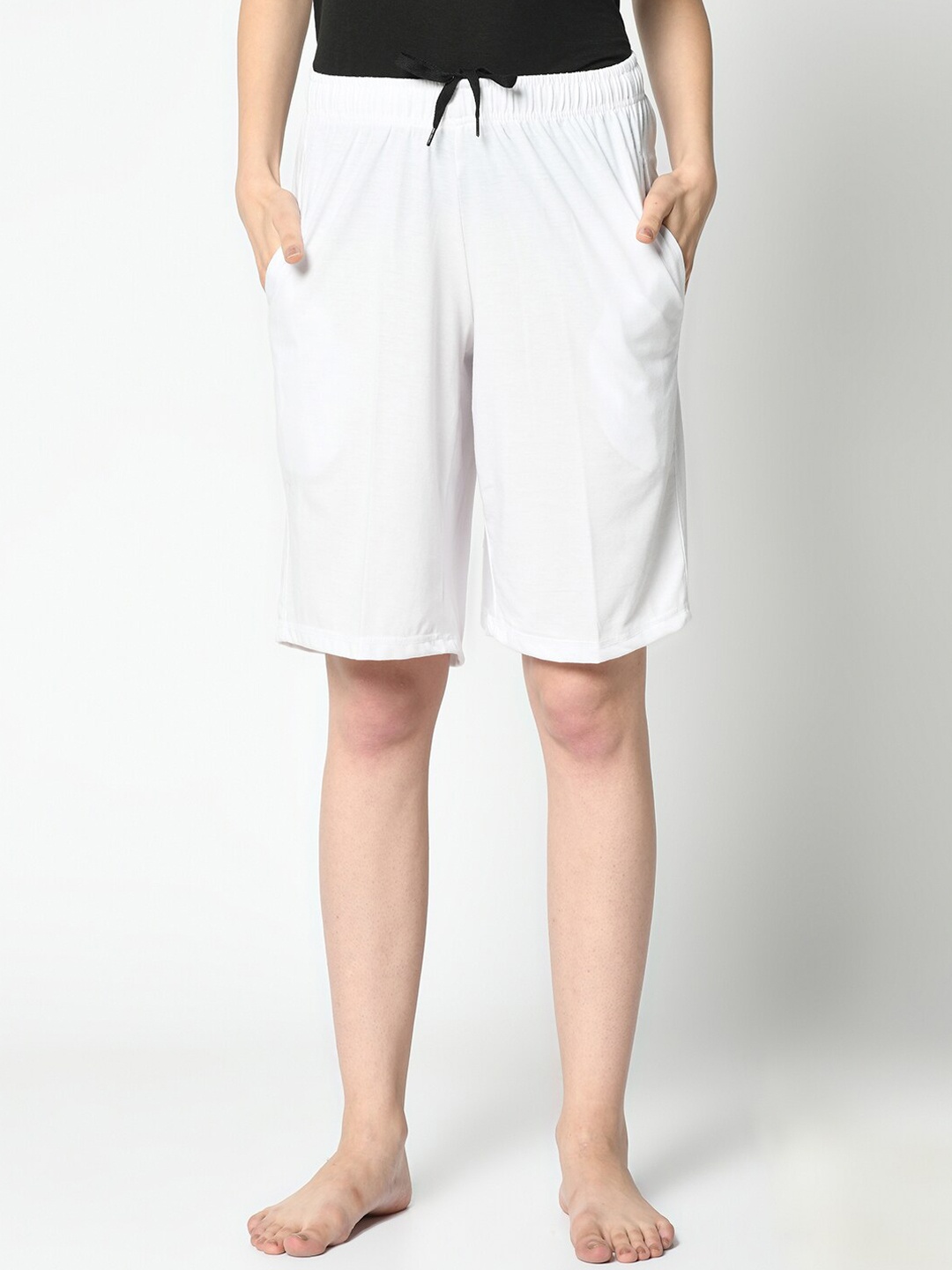 

MACK JONNEY Women White Solid Lounge Shorts