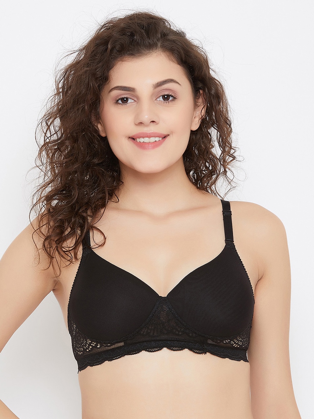 

Clovia Black Lace Non-Wired Lightly Padded T-shirt Bra BR1600M1332B