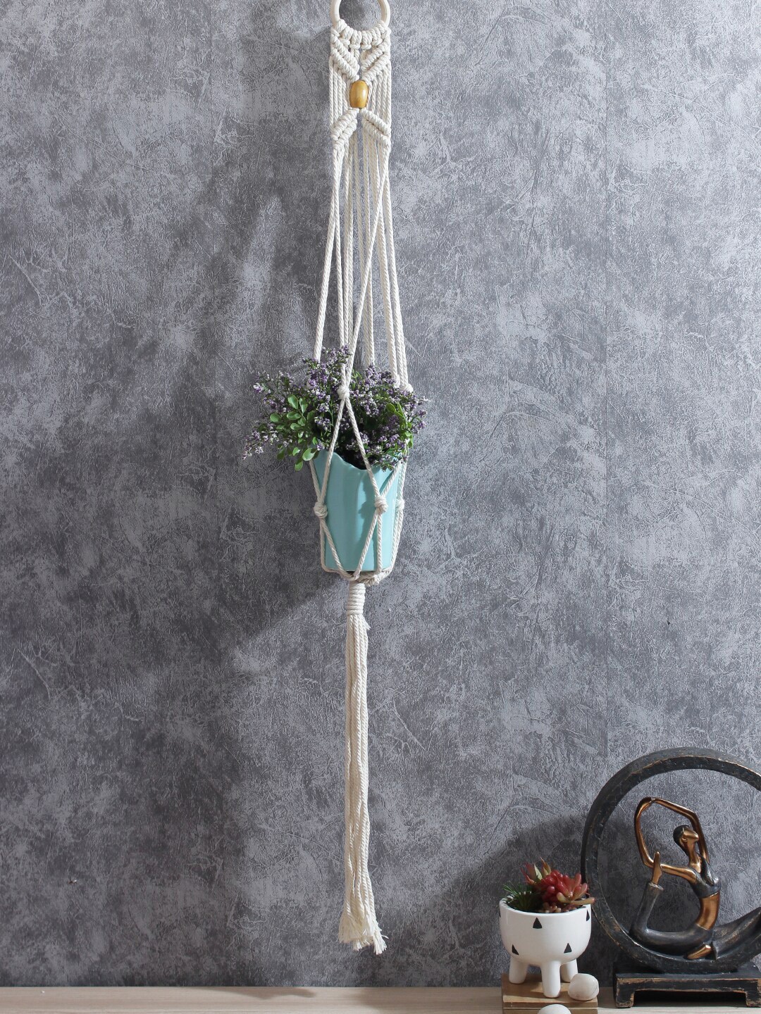 

Aapno Rajasthan White Hand-Knotted Hanging Planter