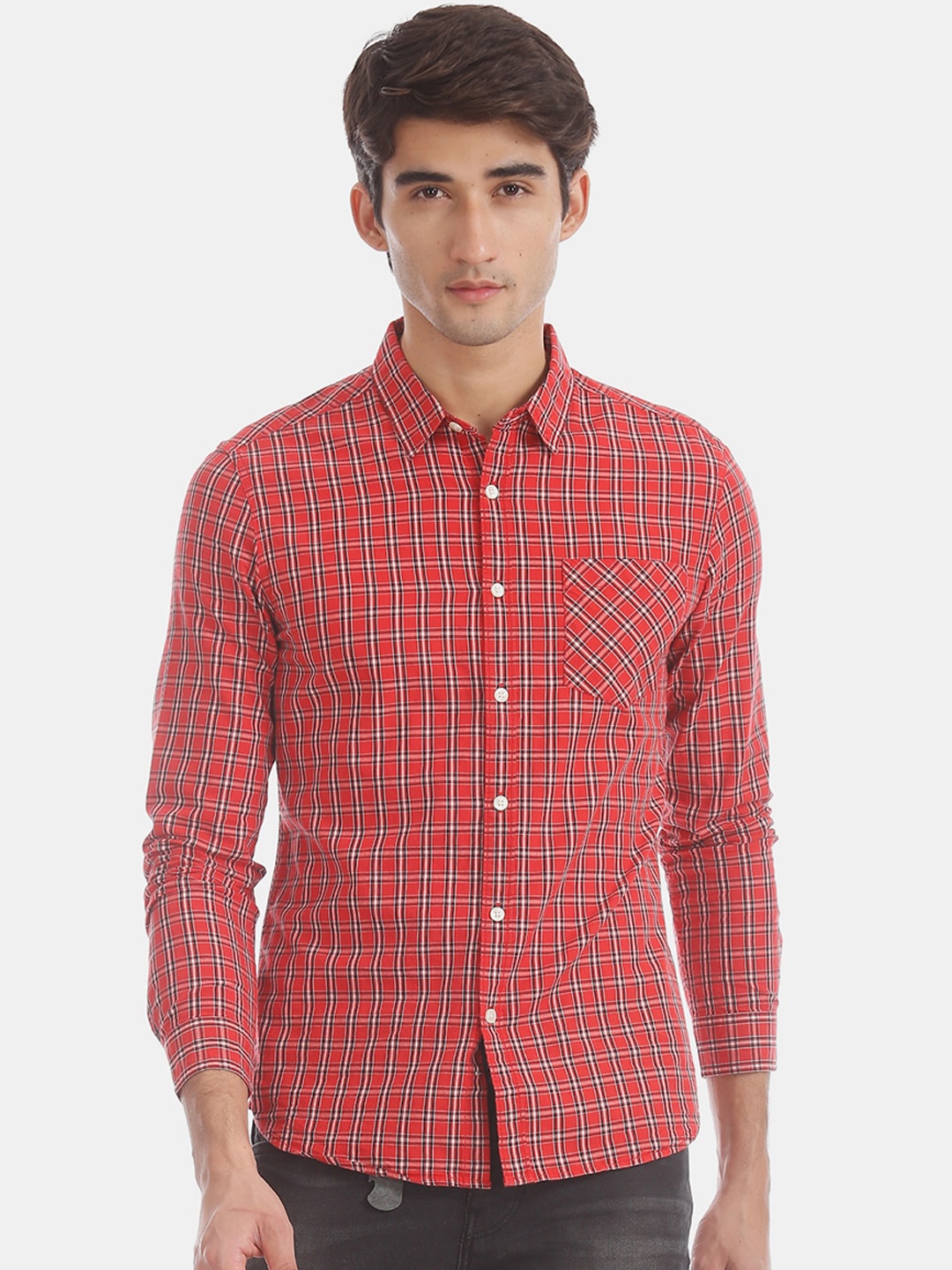 

Flying Machine Men Red & Green Regular Fit Checked Casual Shirt