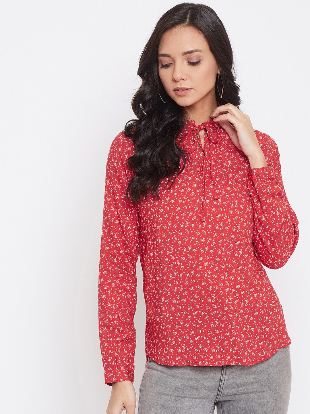 

Crimsoune Club Women Red Printed Top