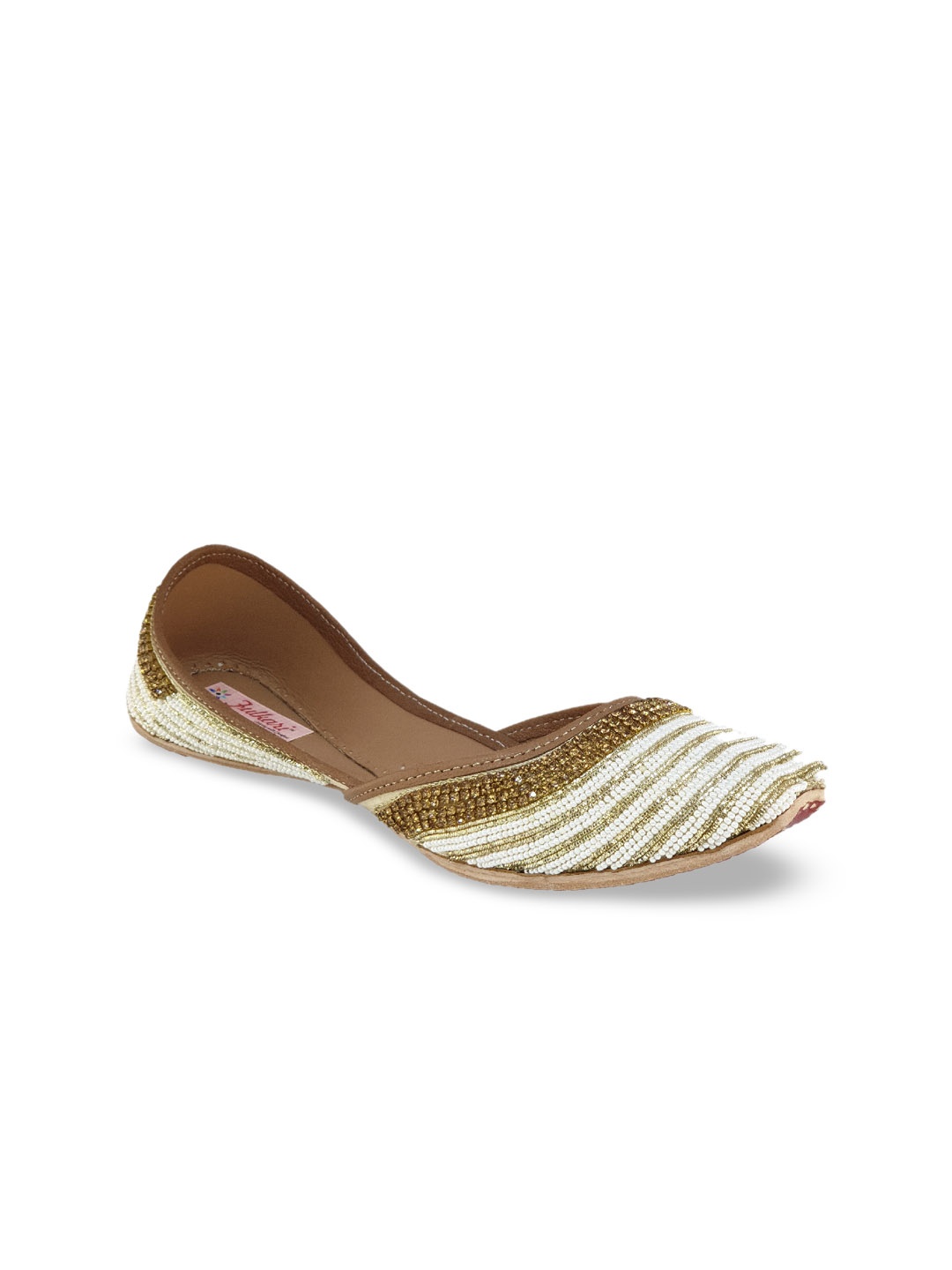 

Fulkari Women Off-White Embellished Leather Mojaris