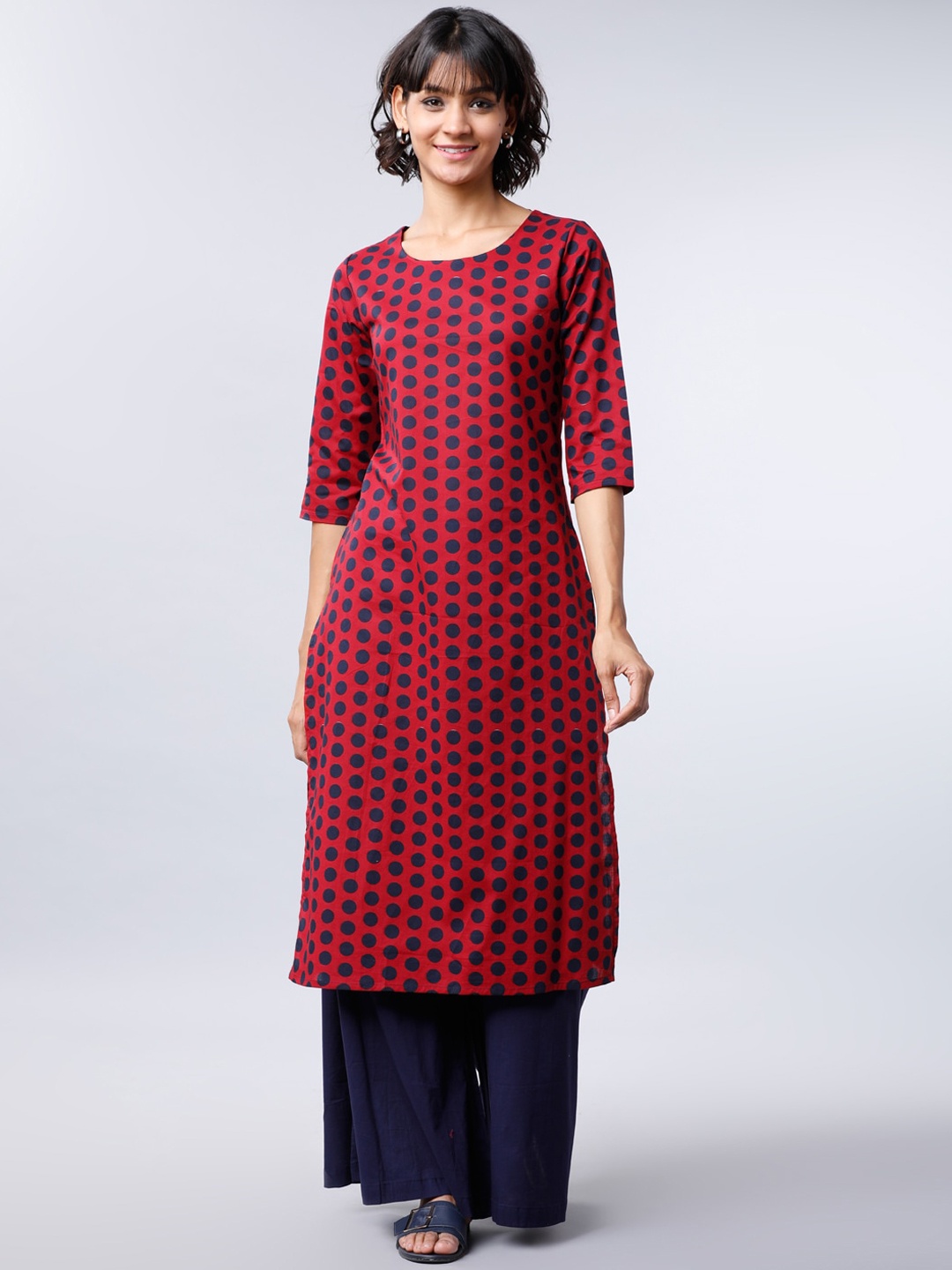 

Vishudh Women Maroon & Navy Blue Polka Dots Print Straight Kurta