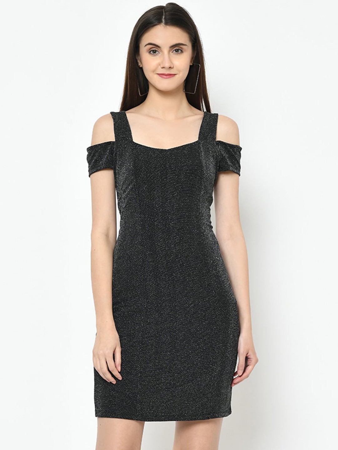 

Latin Quarters Women Black Solid Sheath Dress