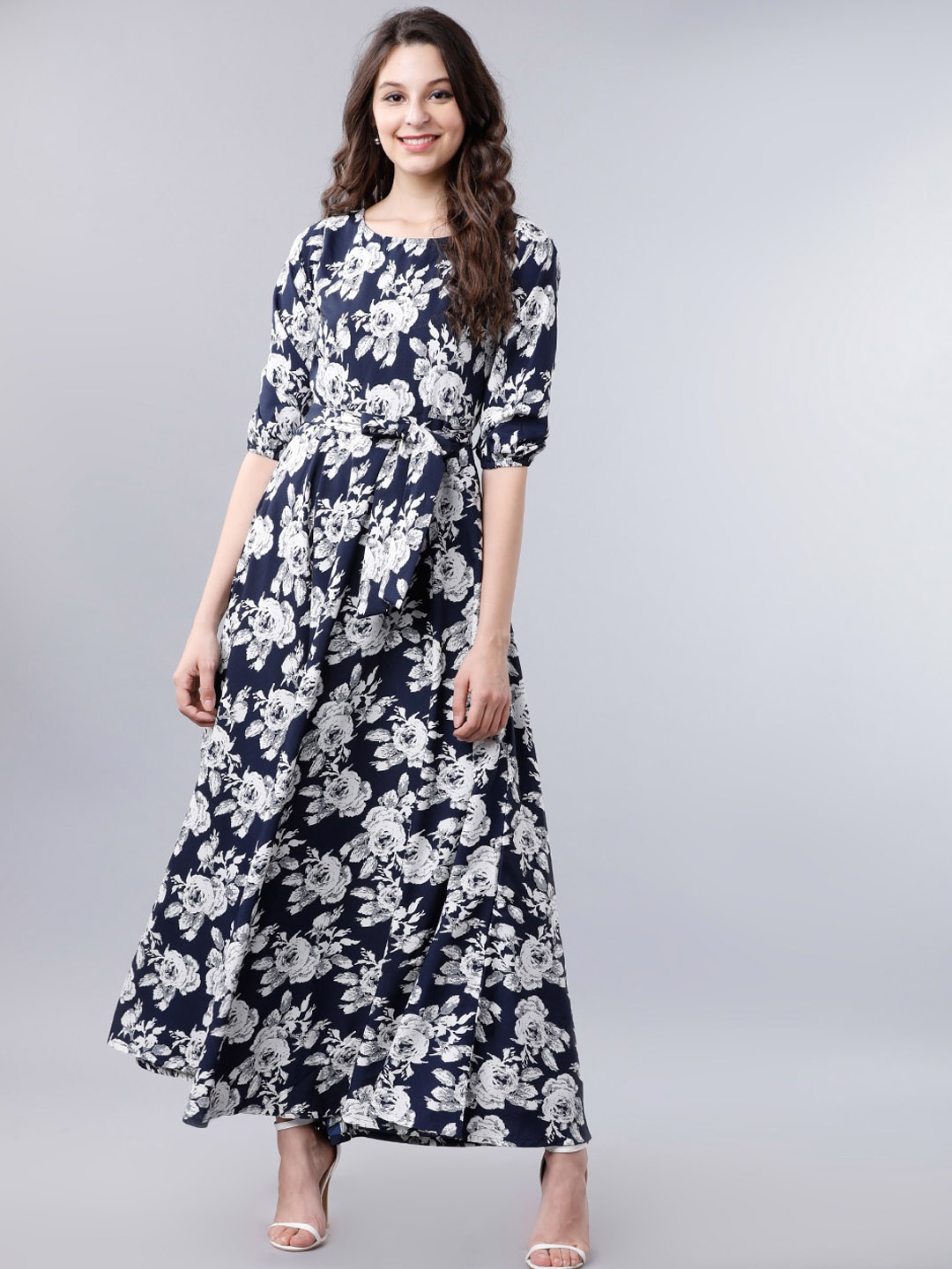 

Tokyo Talkies Women Navy Blue & White Floral Printed Maxi Dress