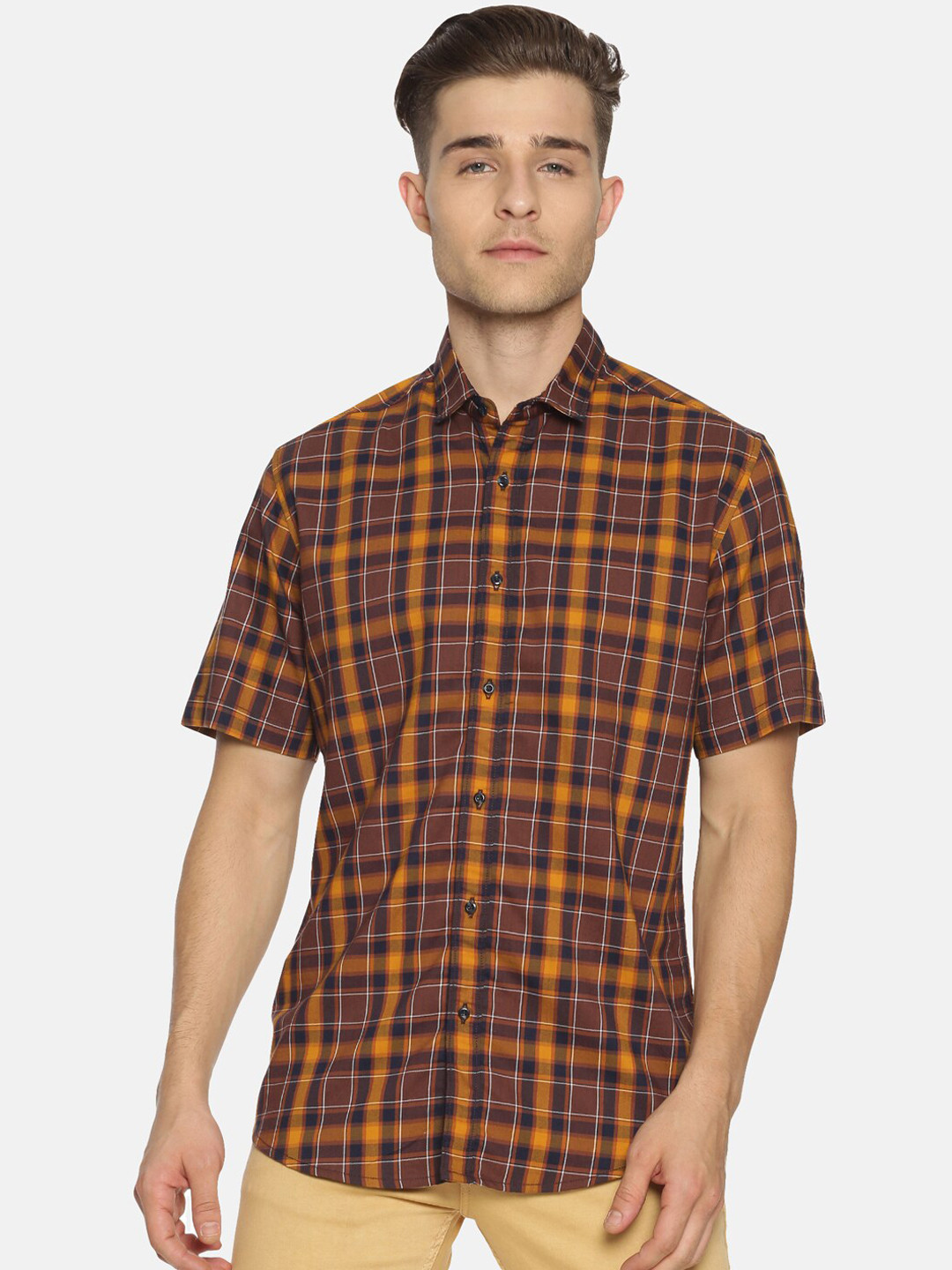 

IVOC Men Brown & Yellow Regular Fit Checked Casual Shirt