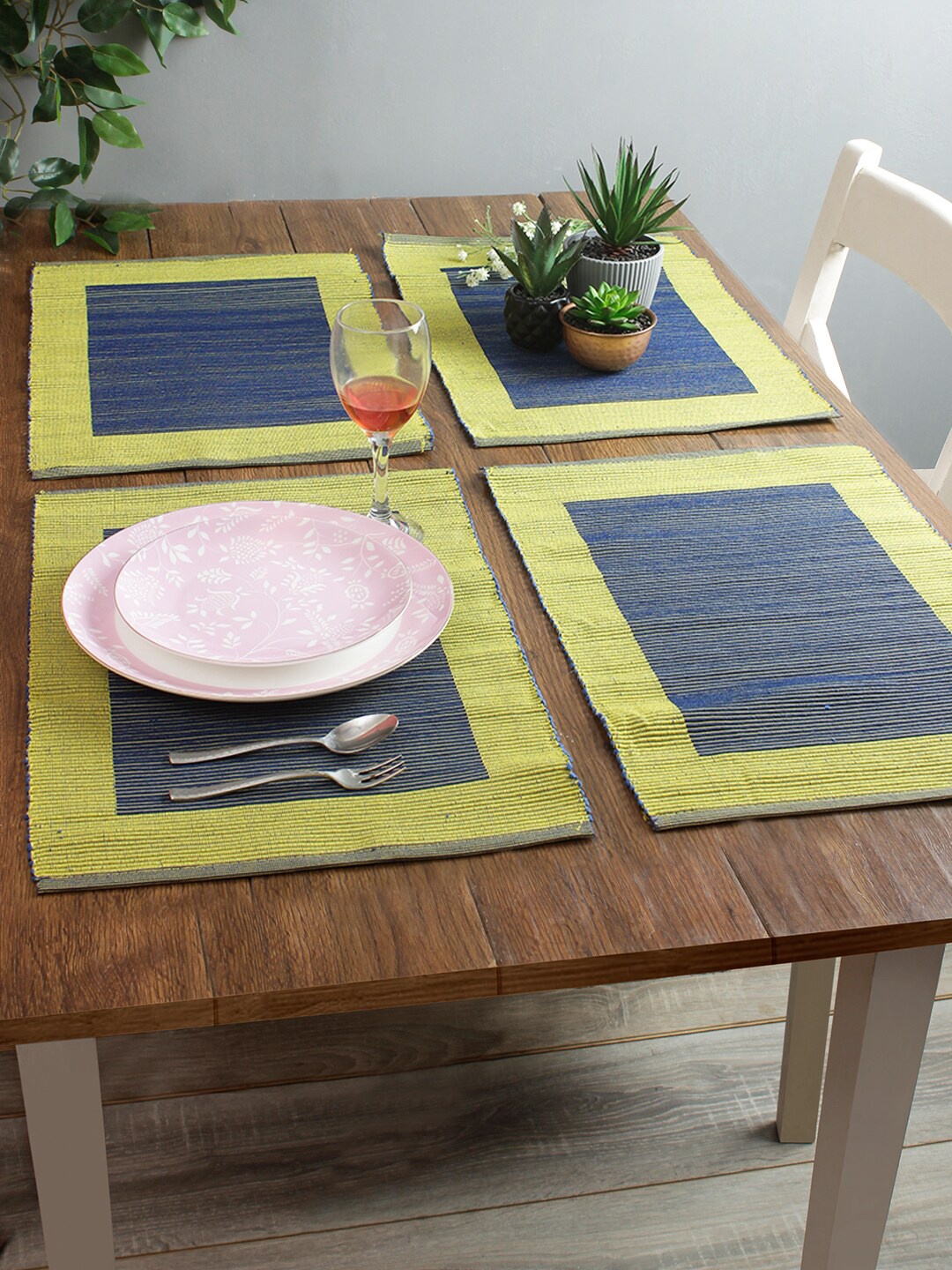 

Soumya Set of 6 Blue & Green Solid Reversible Table Placemats