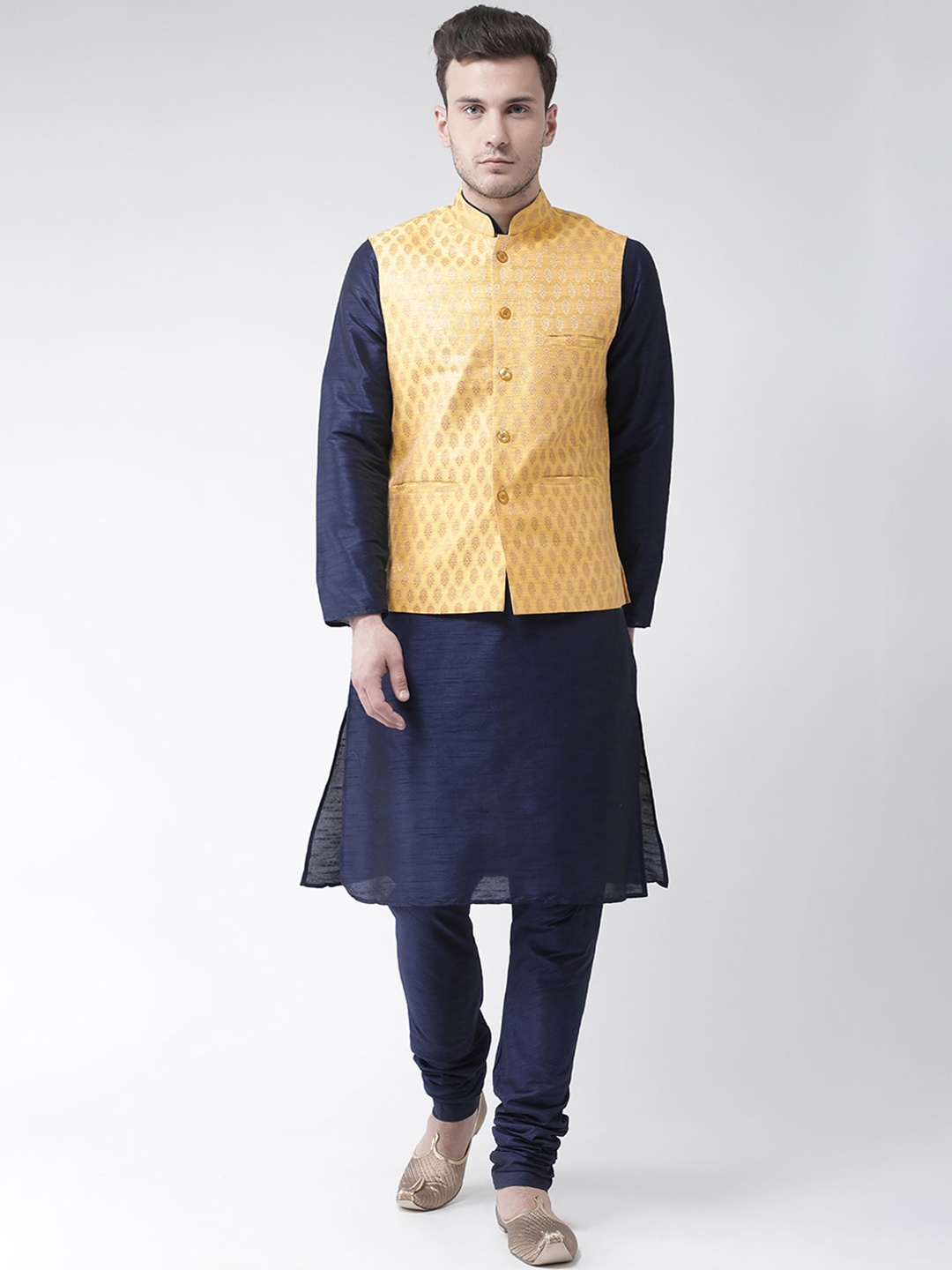 

LAMAAYA Men Yellow & Navy Blue Solid Kurta with Pyjamas
