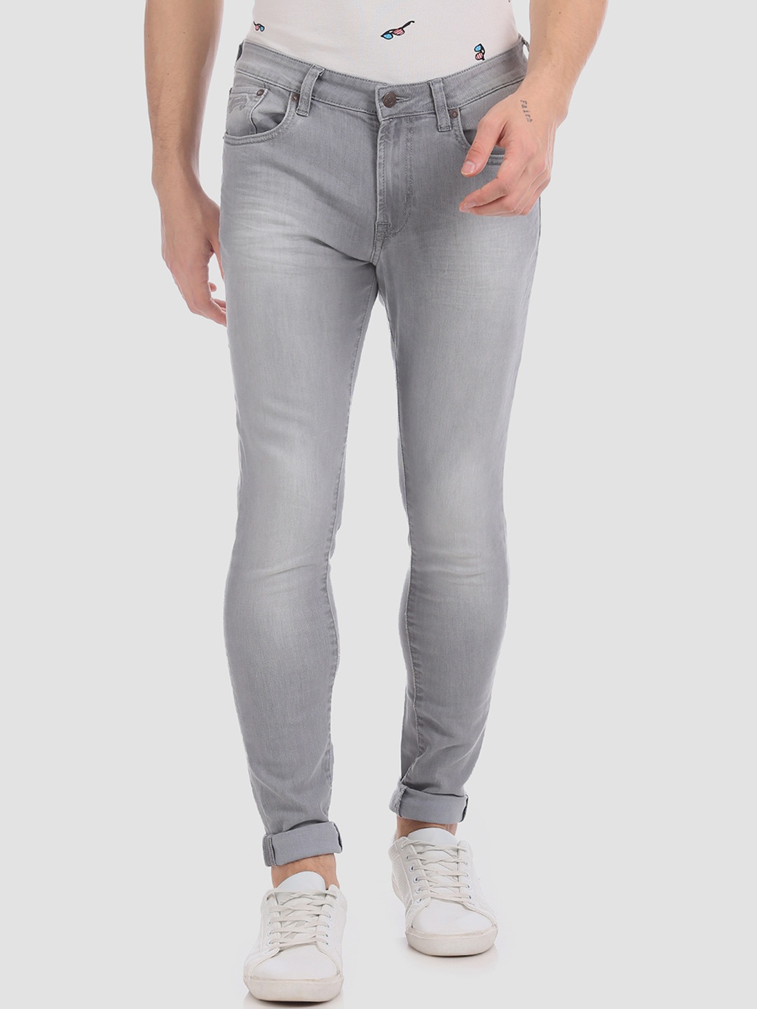 

Aeropostale Men Grey Regular Fit Mid-Rise Clean Look Jeans