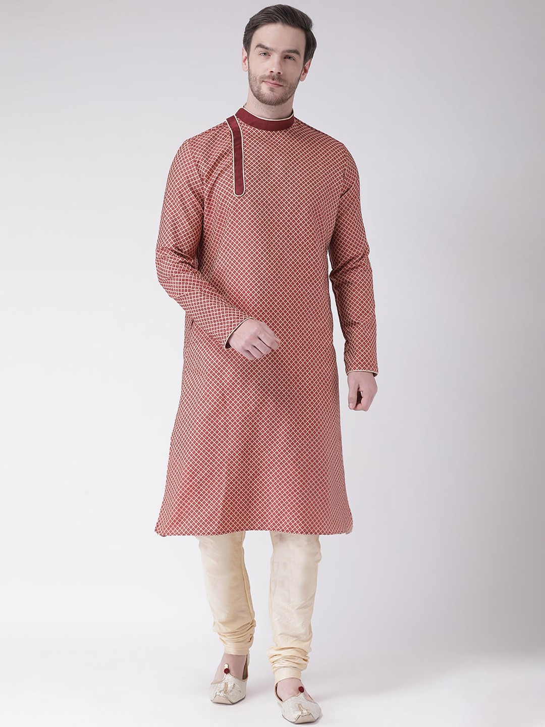 

LAMAAYA Men Red Kurta with Pyjamas