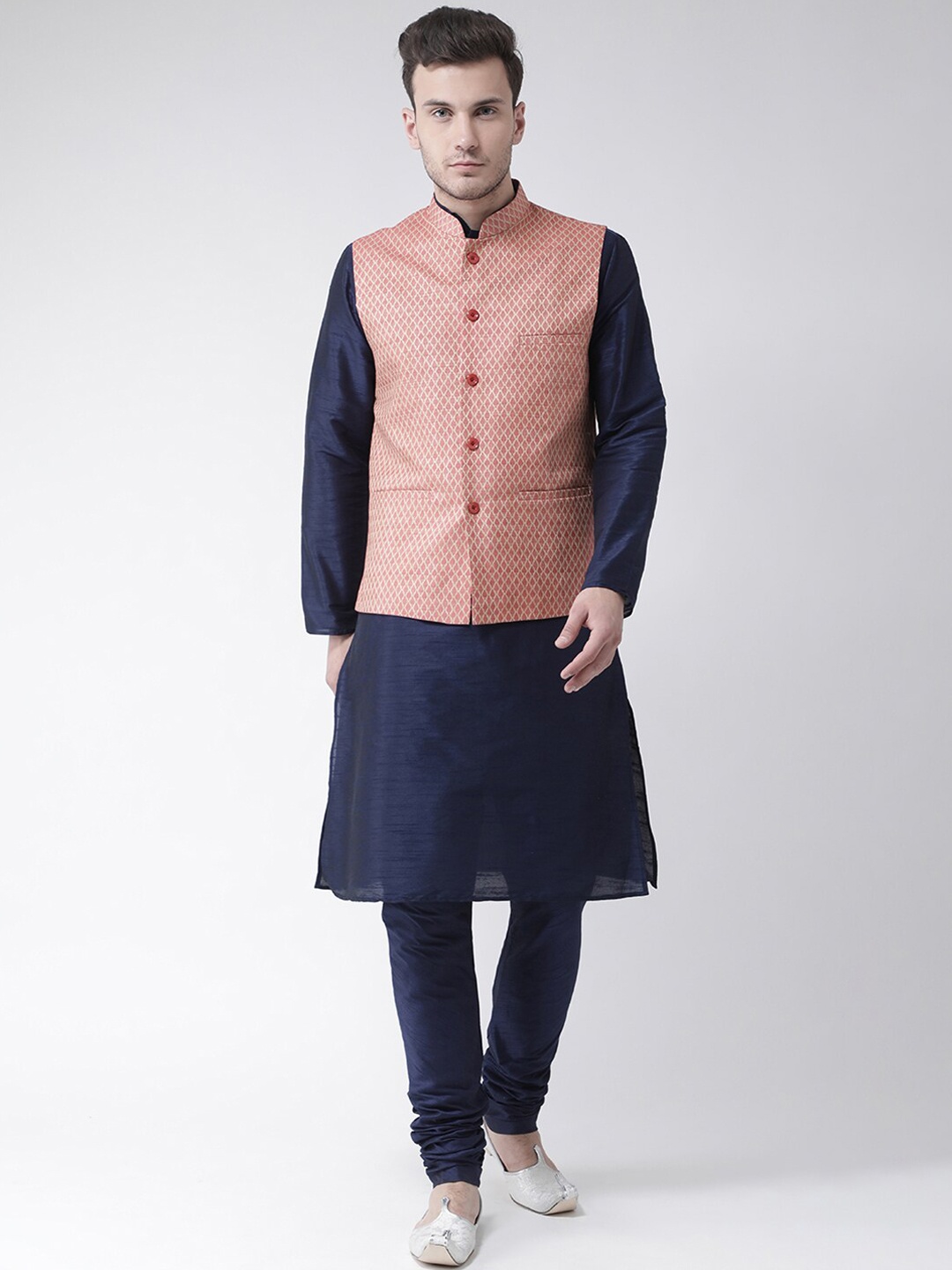 

LAMAAYA Men Pink & Navy Blue Woven Design Kurta with Churidar