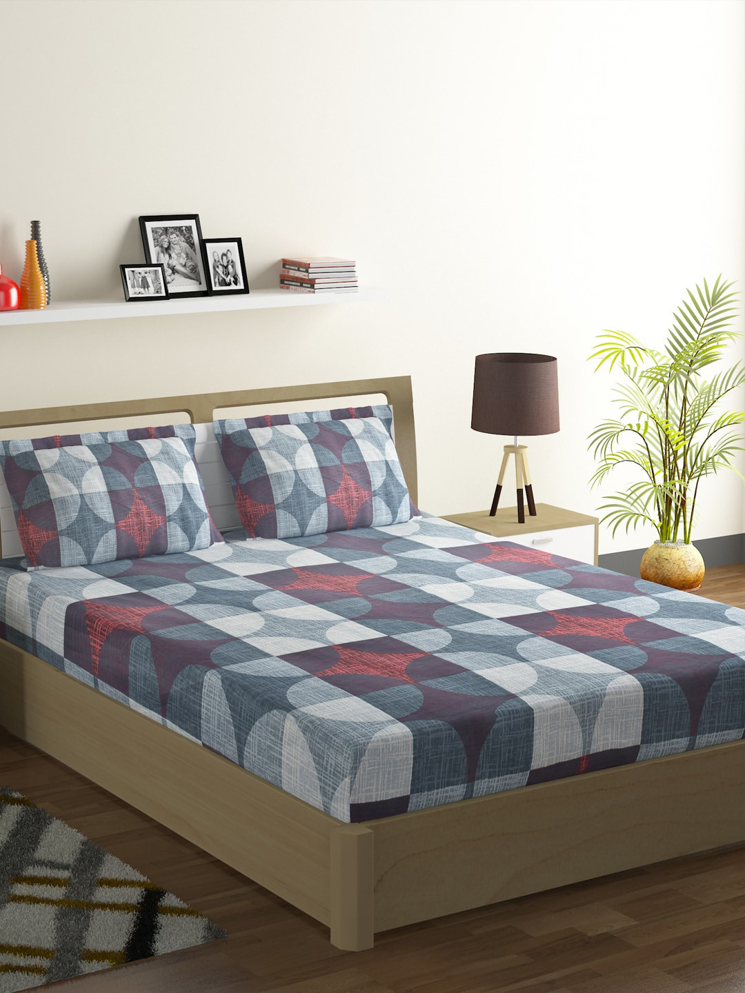 

SWAYAM Blue Geometric 210 TC Cotton 1 King Bedsheet with 2 Pillow Covers