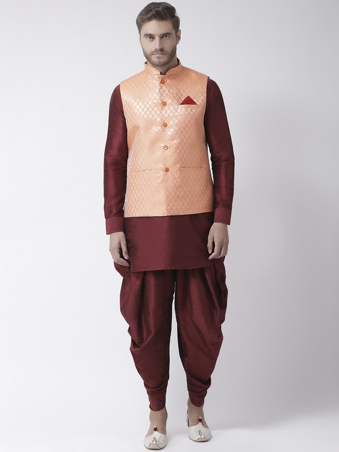 

LAMAAYA Men Maroon & Peach-Coloured Solid Kurta with Patiala & Nehru Jacket