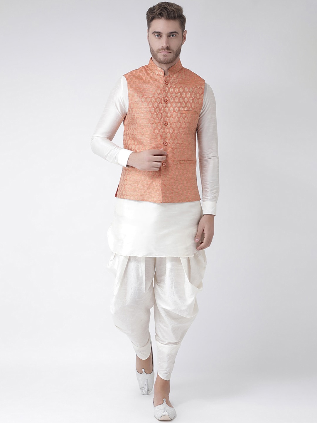 

LAMAAYA Men Off-White Solid Kurta with Dhoti Pants
