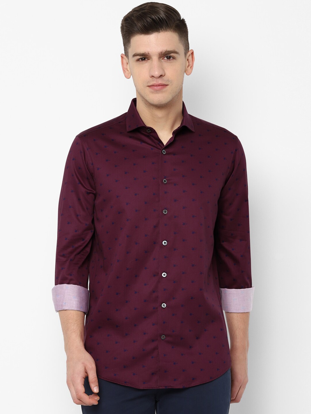 

SIMON CARTER LONDON Men Maroon Regular Fit Printed Casual Shirt, Burgundy