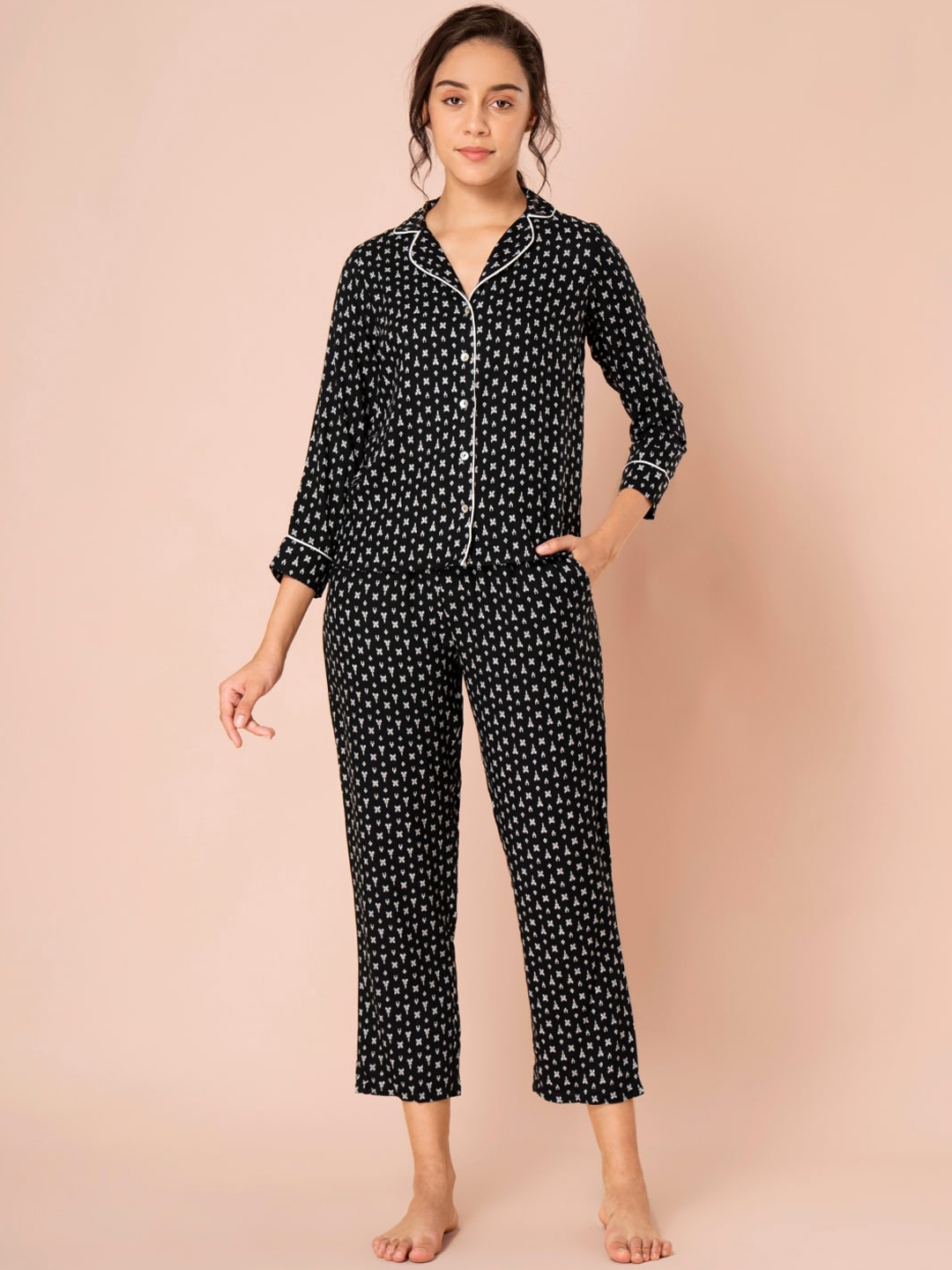 

INDYA Women Black Printed Night suit
