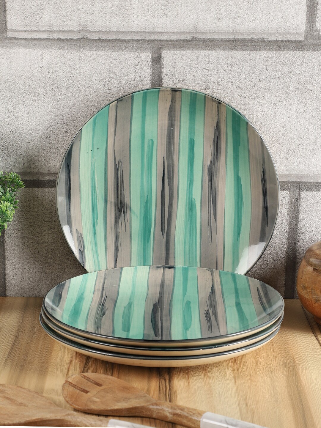 

CDI 4 Piece Green Ceramic Full Plates
