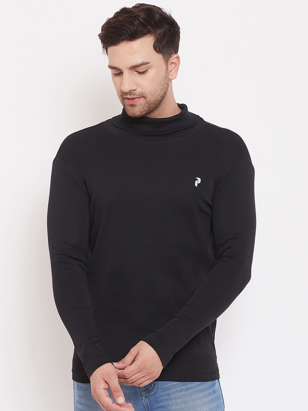 

PERFKT-U Men Black Solid T-shirt