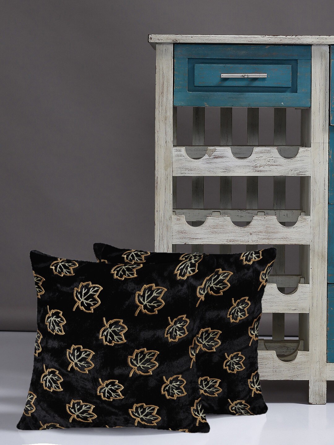 

Alina decor Black & Gold-Toned Set of 2 Embroidered Square Cushion Covers