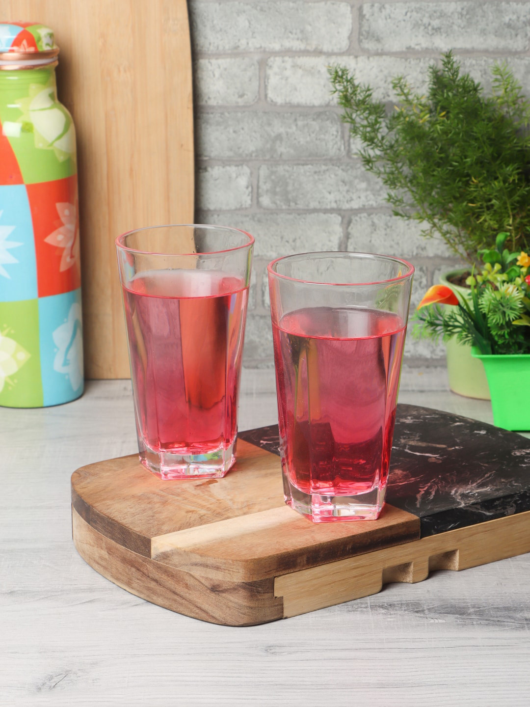 

ceradeco Set Of 6 Transparent Solid Lotus Cut-Shaped Water/Juice Glasses