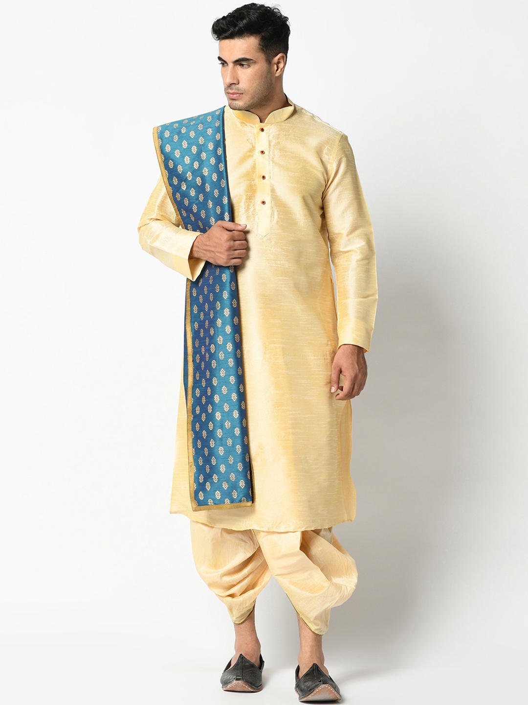 

DEYANN Men Cream & Teal Blue Solid Kurta with Dhoti Pants & Dupatta