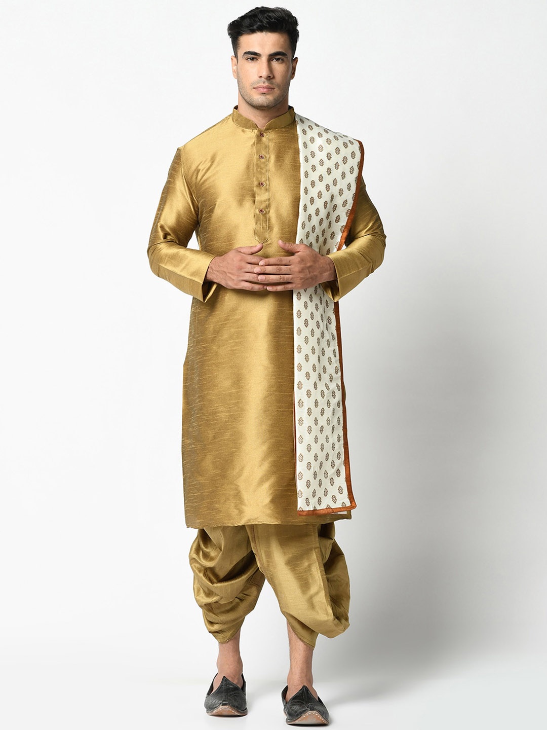 

DEYANN Men Gold & Off-White Solid Kurta with Dhoti Pants & Dupatta