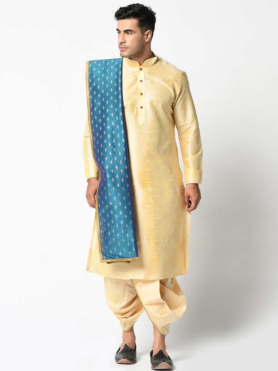 

DEYANN Men Cream-Coloured & Blue Solid Kurta with Dhoti Pants & Dupatta