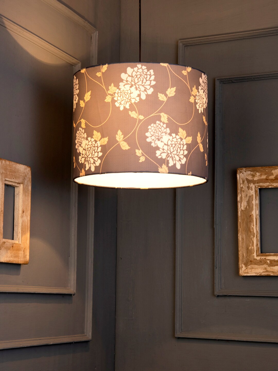 

green girgit Black & Beige Leaf Printed Hanging Light