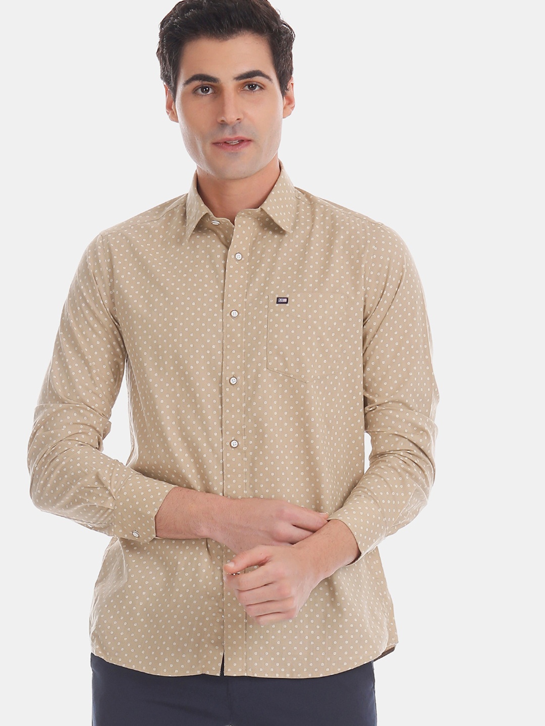 

Arrow Sport Men Beige Slim Fit Printed Casual Shirt