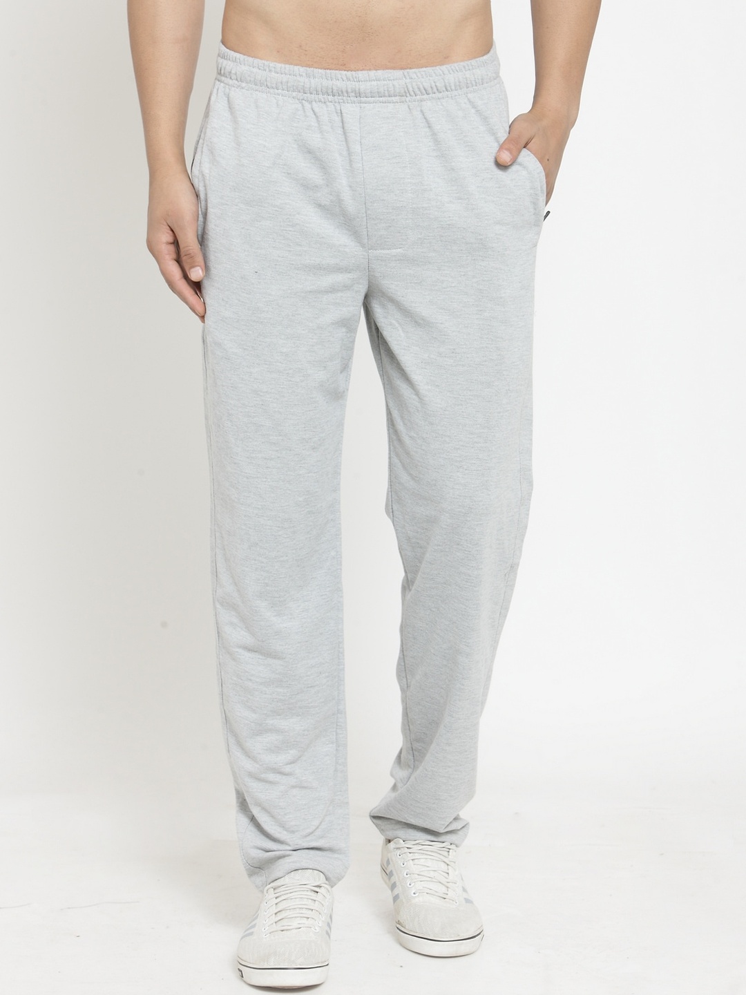 

JAINISH Men Grey Solid Slim Fit Track Pants