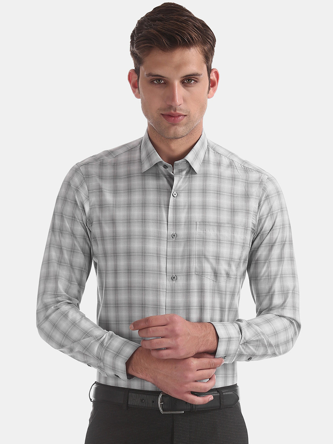 

Arrow Men Grey Slim Fit Checked Formal Shirt