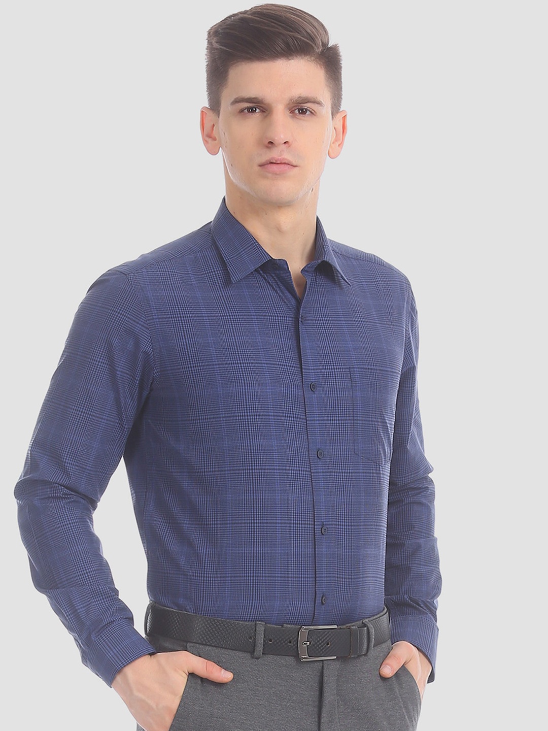 

Arrow Men Blue Slim Fit Checked Formal Shirt