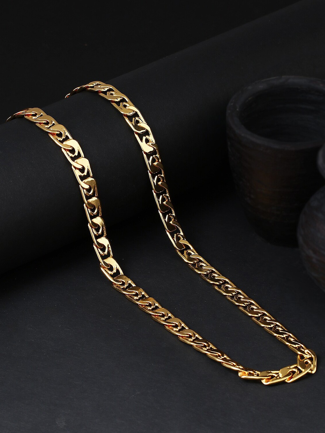 

Sukkhi Men Gold-Plated Alloy Chain