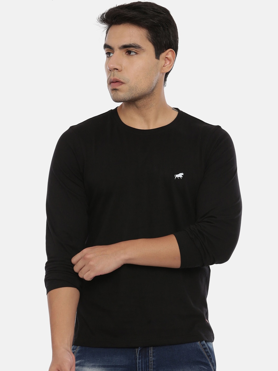

Bushirt Men Black Solid Round Neck T-shirt