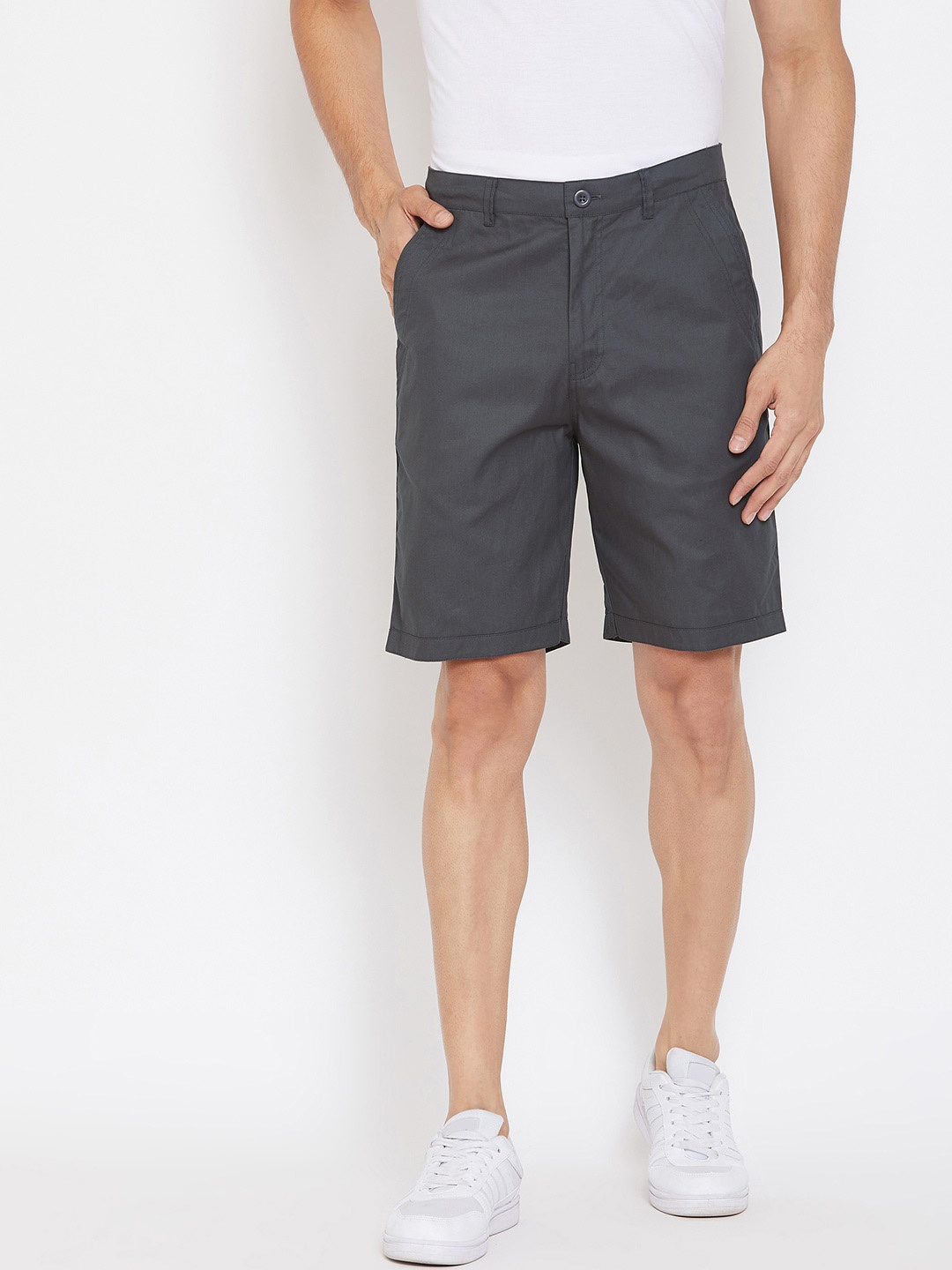 

Hypernation Men Grey Solid Regular Fit Regular Shorts