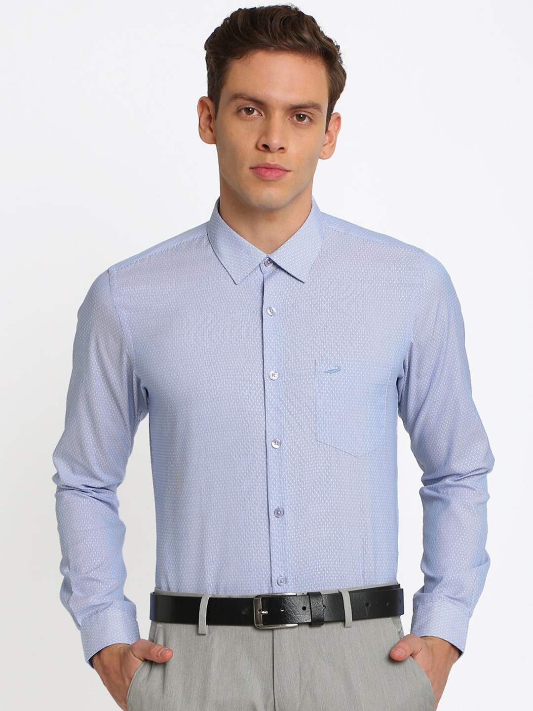 

Crocodile Men Baby Blue Classic Slim Fit Solid Formal Shirt