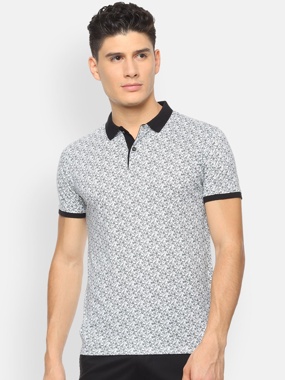 

V Dot Men White Printed Polo Collar T-shirt