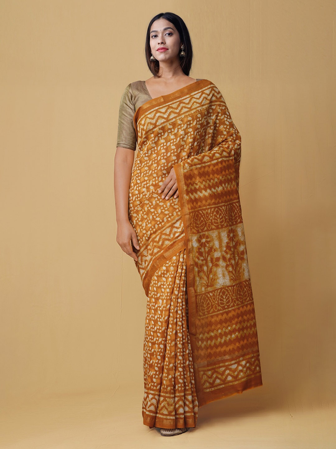 

Unnati Silks Mustard Yellow Silk Cotton Dabu Printed Chanderi Handloom Saree