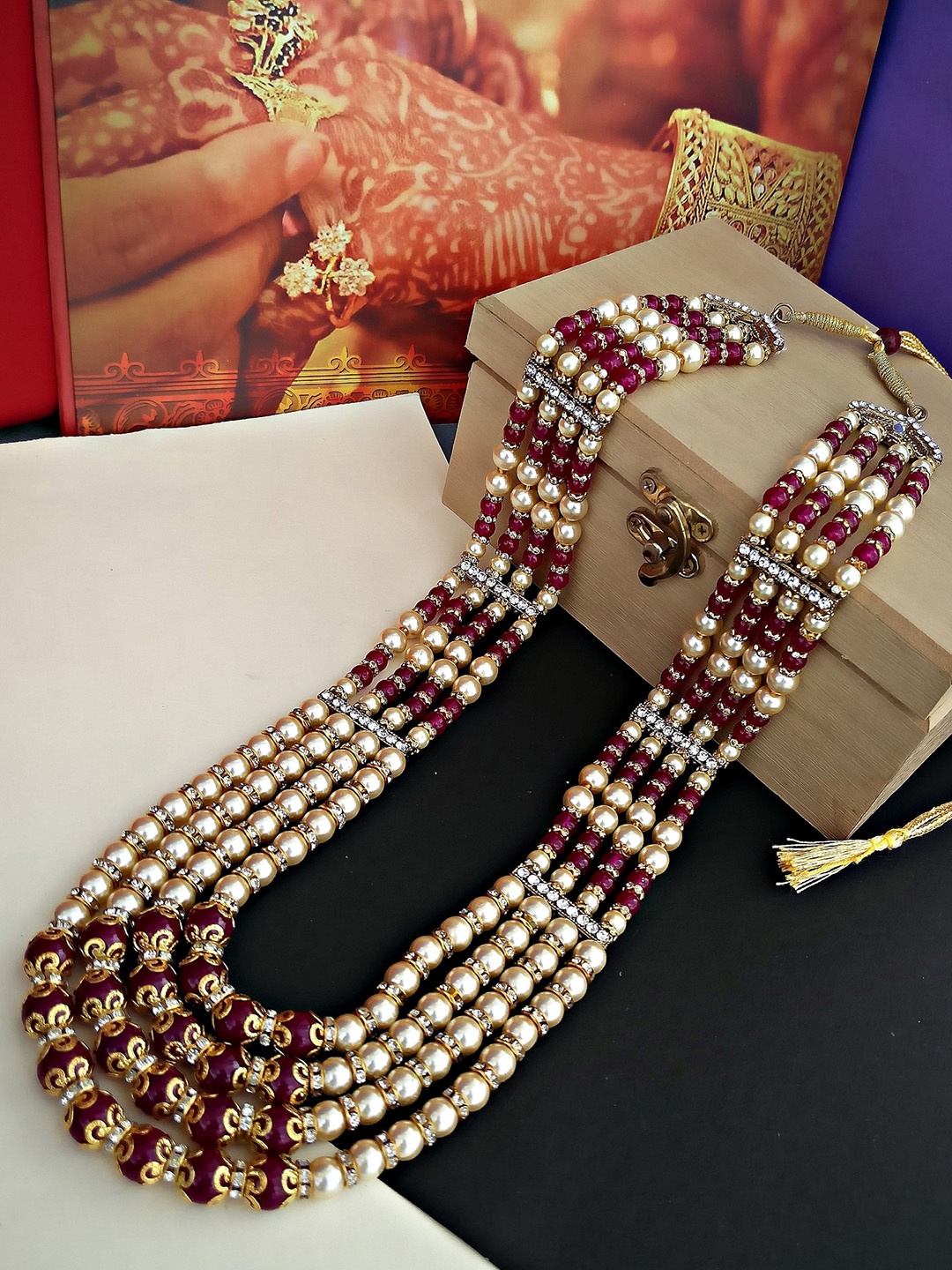 

LUCKY JEWELLERY Men Gold-Toned & Maroon Alloy Gold-Plated Necklace