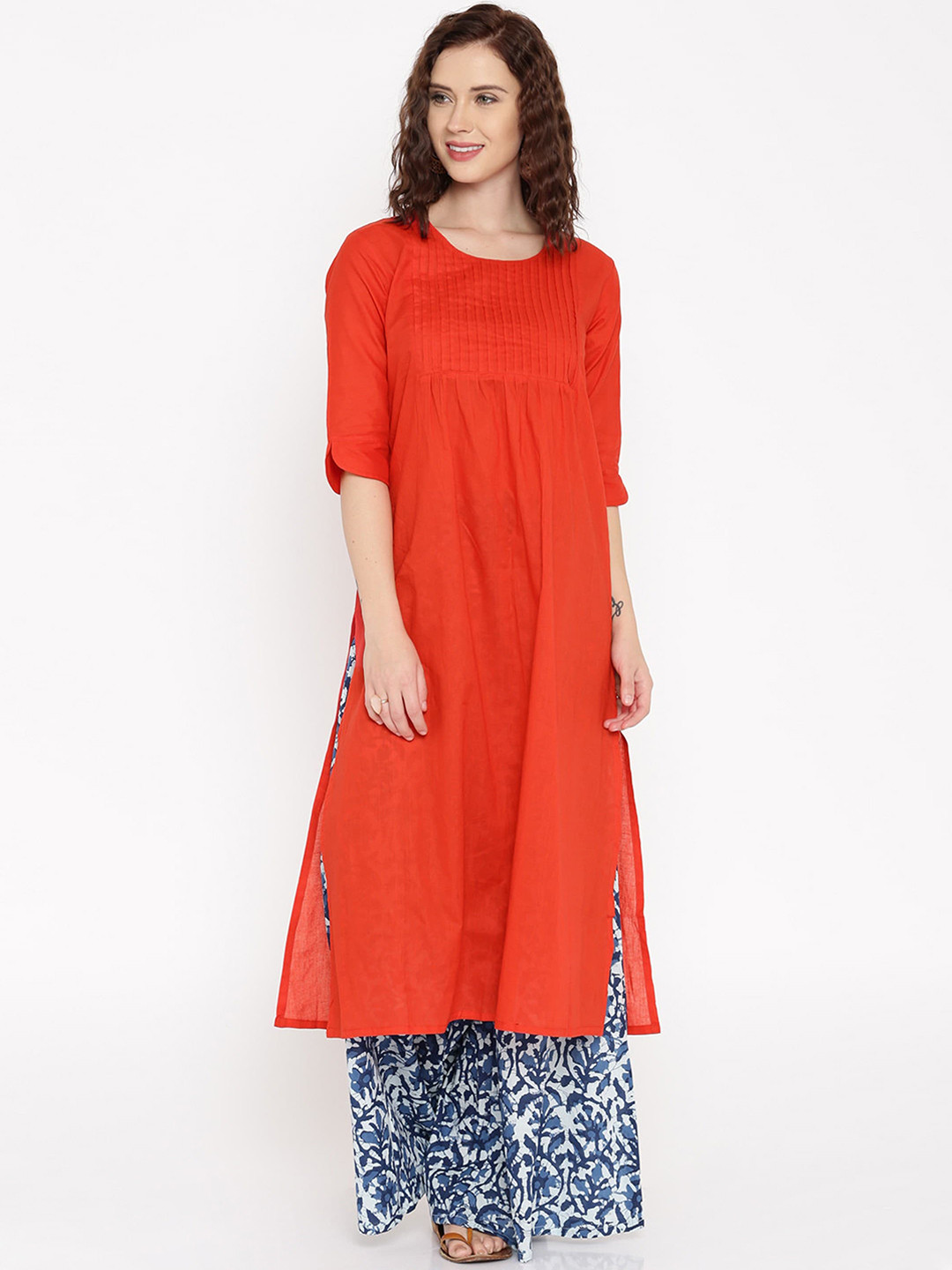 

Desi Weavess Women Coral Solid A-Line Kurta