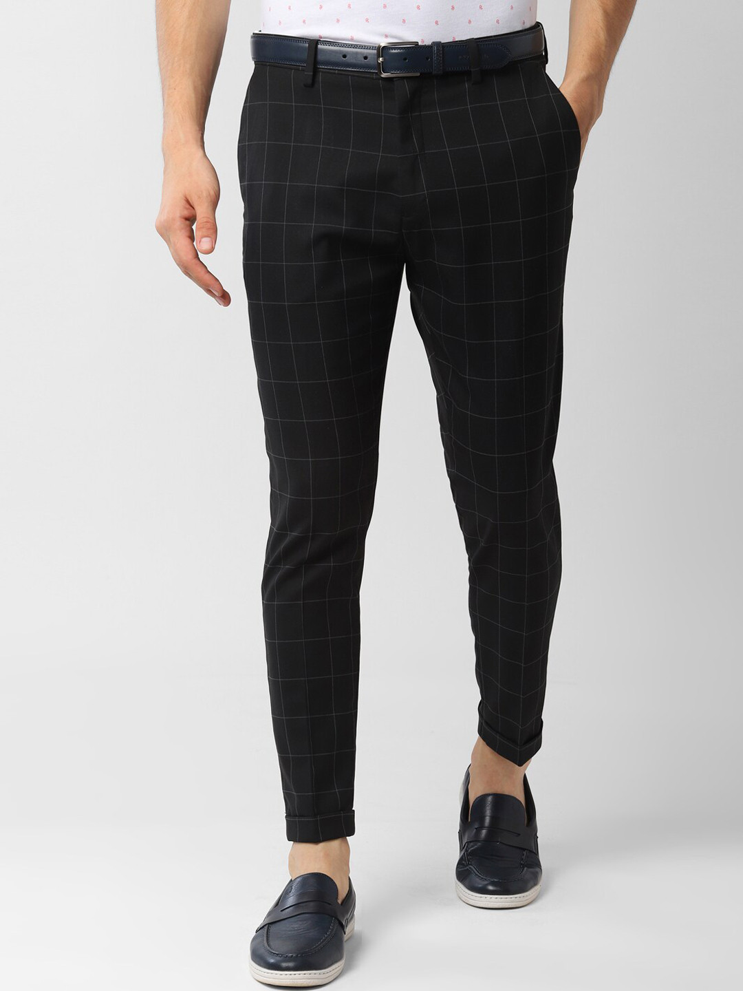 

Peter England Men Black & Grey Tapered Fit Checked Regular Trousers