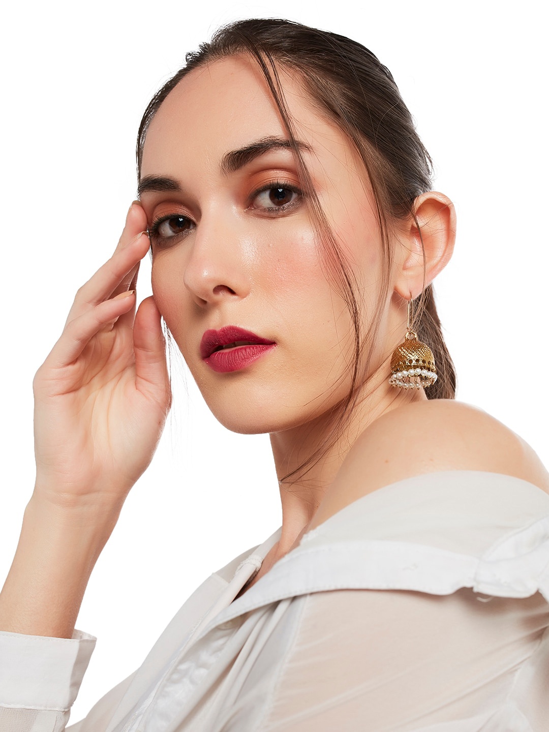 

Fida Gold-Toned & White Dome Shaped Gold Plated Handcrafted Studs