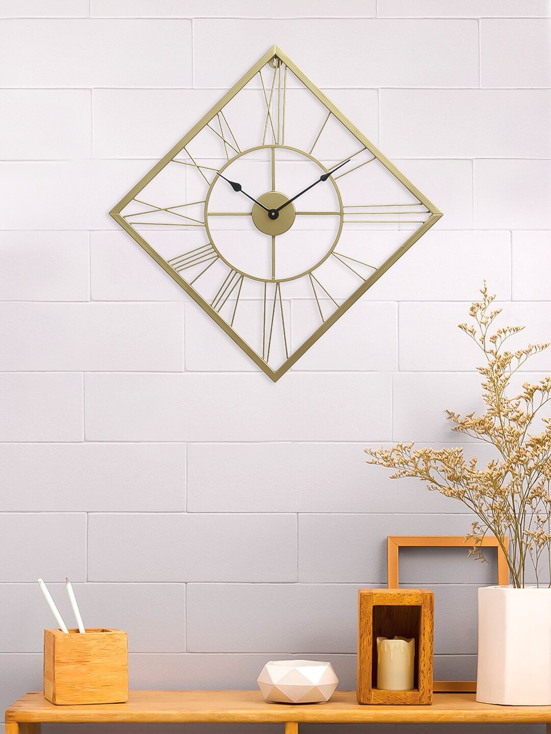 

eCraftIndia Gold-Toned Handcrafted Round Solid Analogue Wall Clock