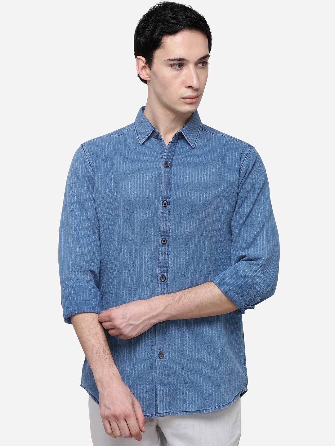 

JADE BLUE Men Blue Slim Fit Striped Casual Shirt