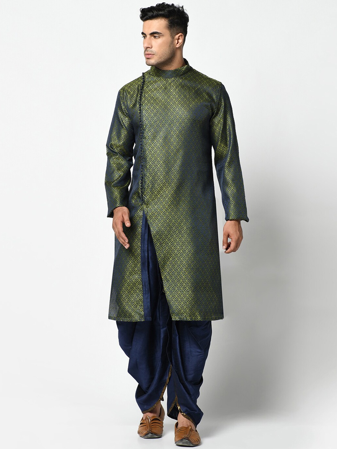 

DEYANN Men Green & Navy Blue Self Design Silk Kurta with Dhoti Pants
